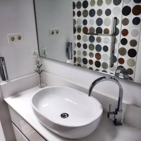 Design Vivienda V El Burgao By The Sea *